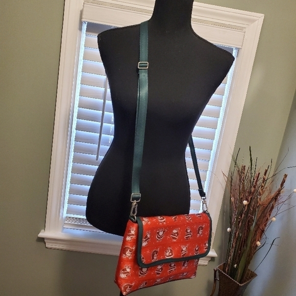 Harveys Seatbelt Medium Foldover Crossbody Santa 🎅 Bag! - Picture 13 of 13